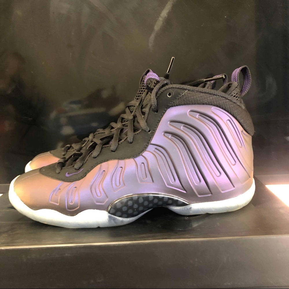 Nike eggplant little posite one